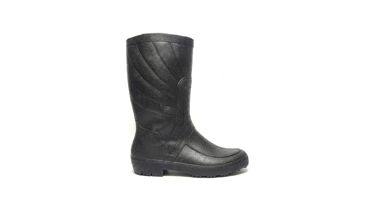 Bota Impermeável Masculina é Bom Mesmo? As 10 Melhores para Caminhadas e Proteção